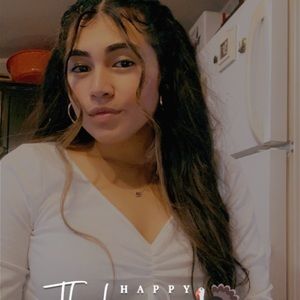 Meet your Posher, Victoria